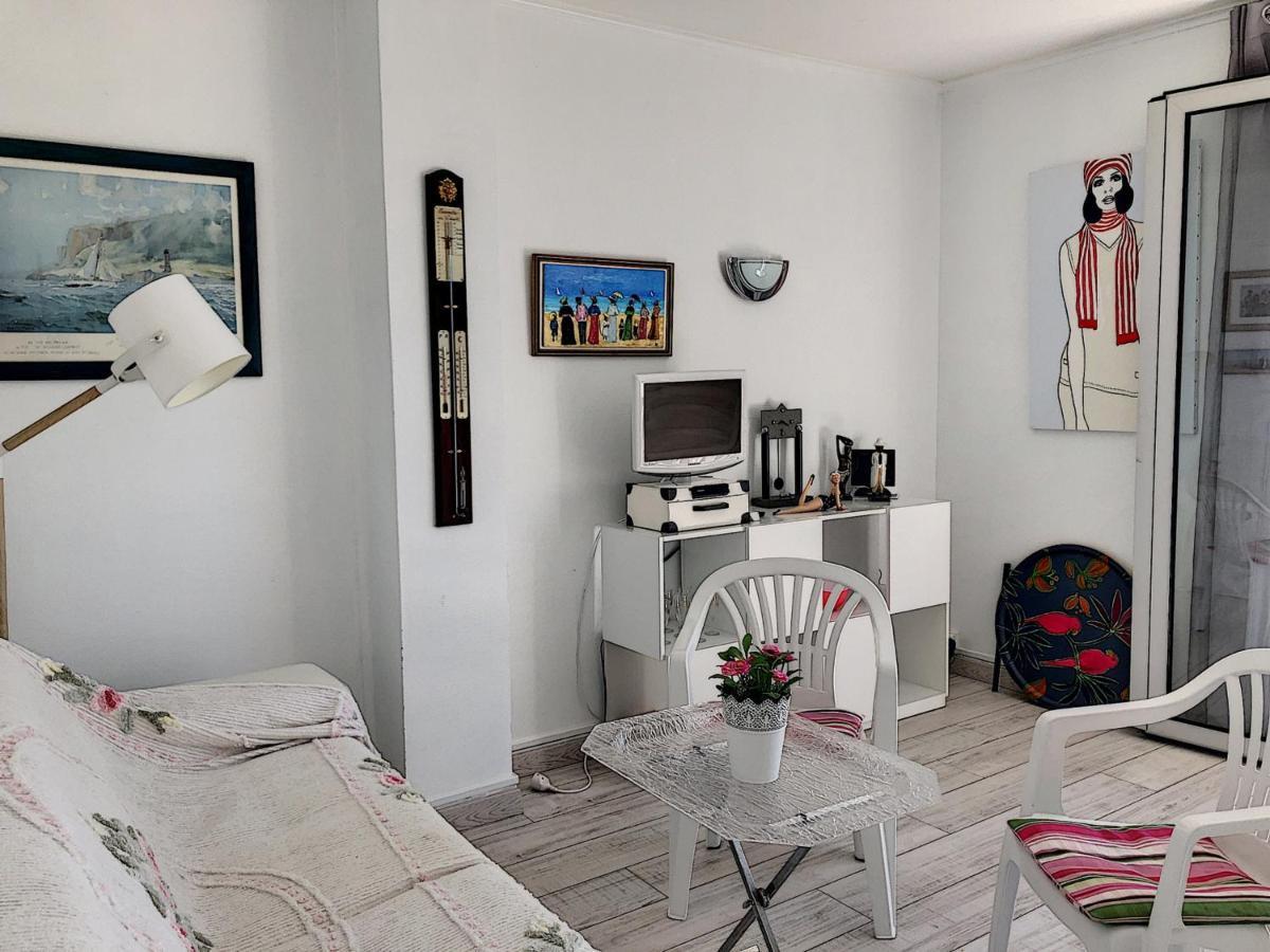Appartement Avec Balcon, Jardin, Et Acces Plage - Fr-1-361-492 Jullouville-les-Pins Exterior foto